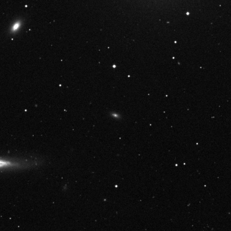 IC 3303 - Zoom