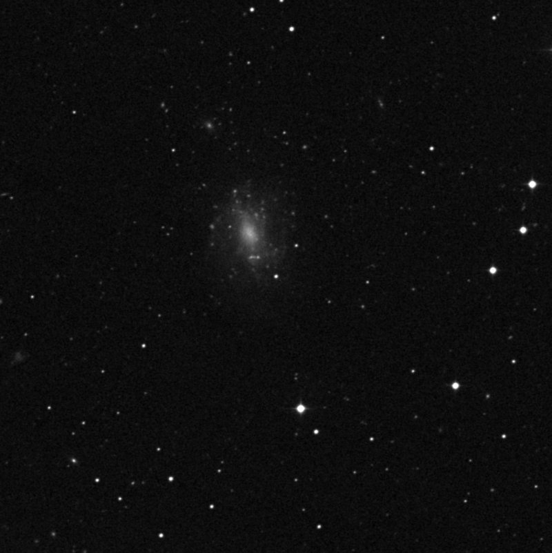 IC 3323 - Zoom