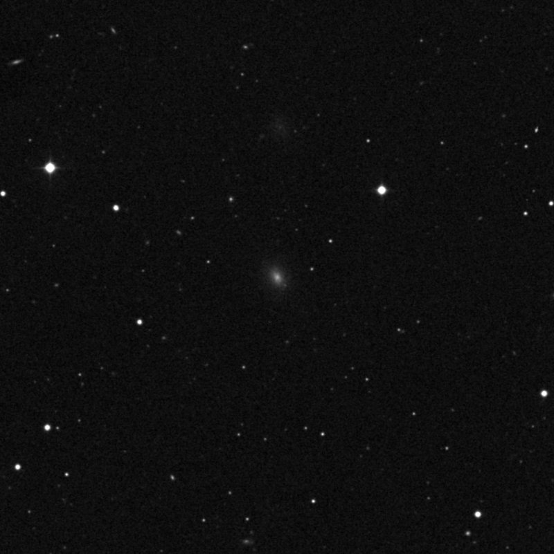IC 3383 - Zoom