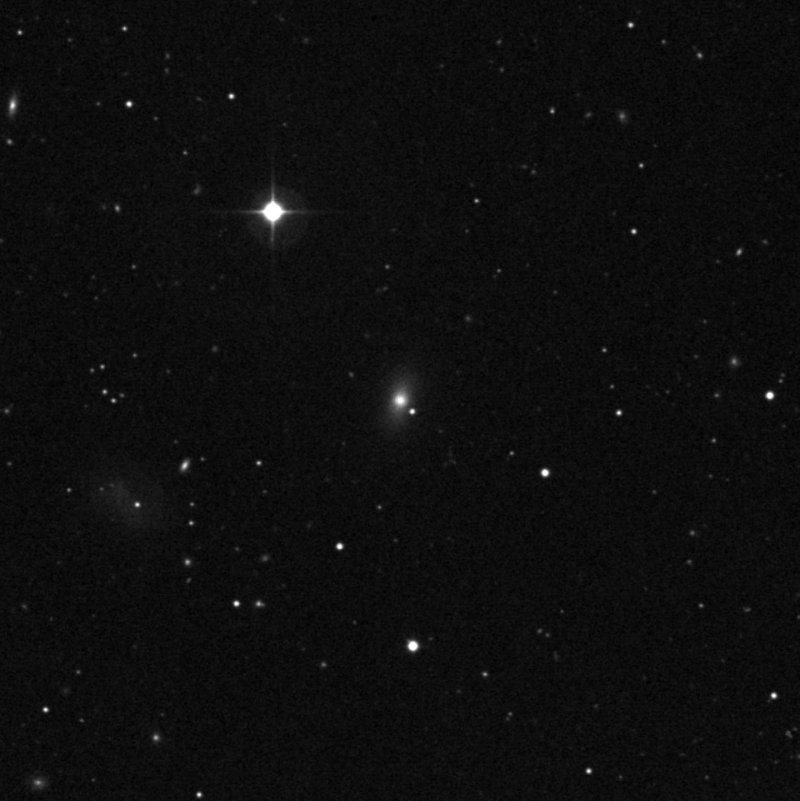 IC 3413 - Zoom
