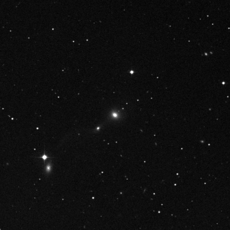 IC 3481 - Zoom