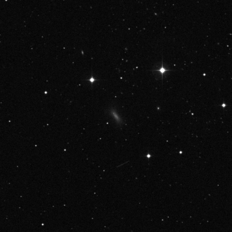 IC 3518 - Zoom