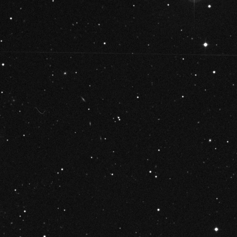 IC 3527 - Zoom