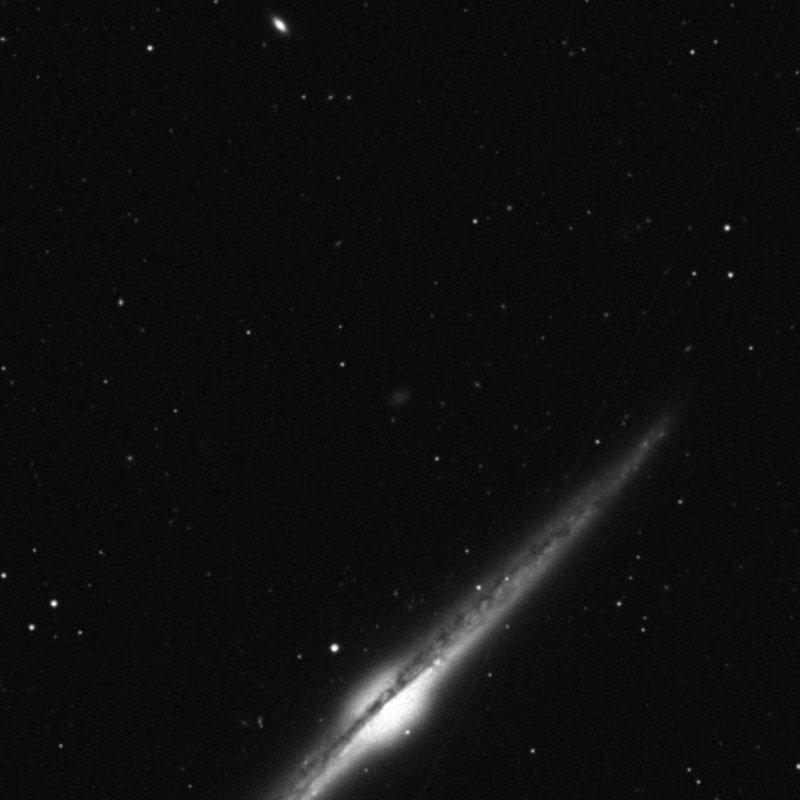 IC 3571 - Zoom