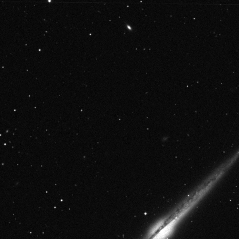 IC 3579 - Zoom