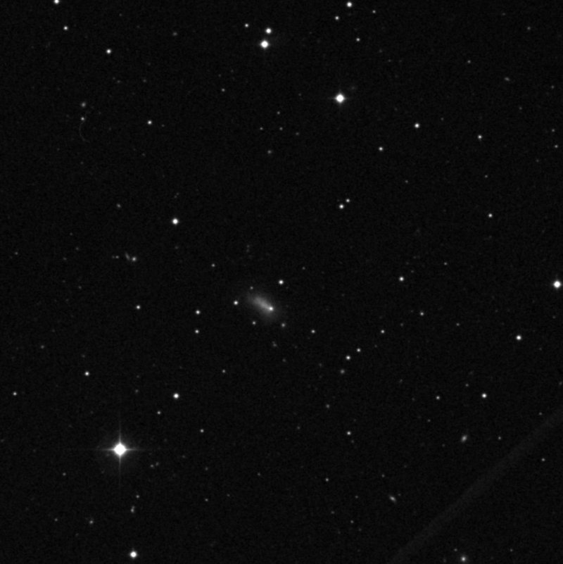 IC 3589 - Zoom