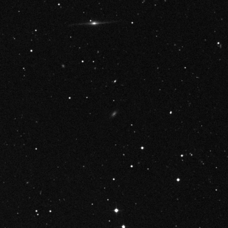 IC 3607 - Zoom