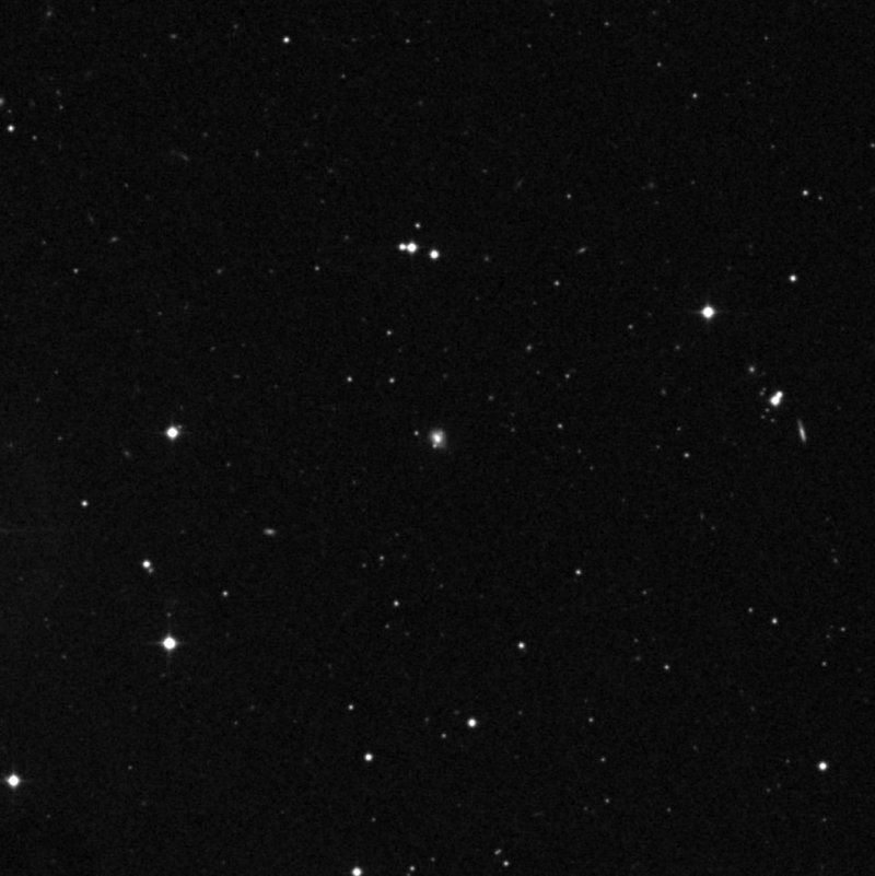 IC 3609 - Zoom
