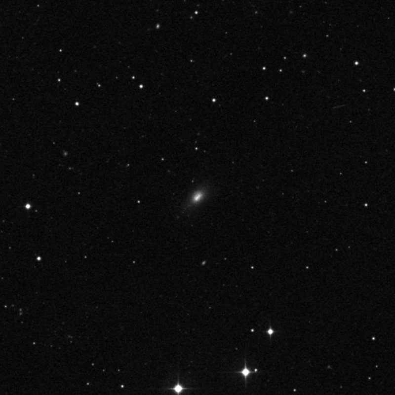 IC 3611 - Zoom