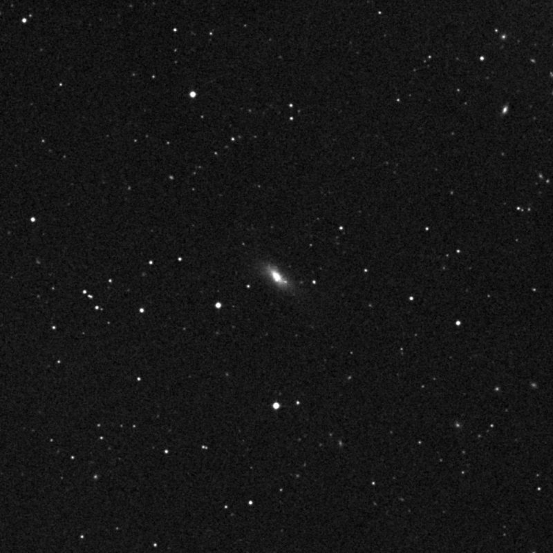 IC 3616 - Zoom