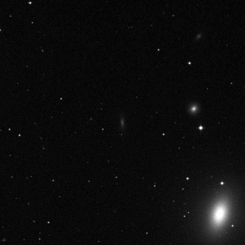IC 3684 - Zoom
