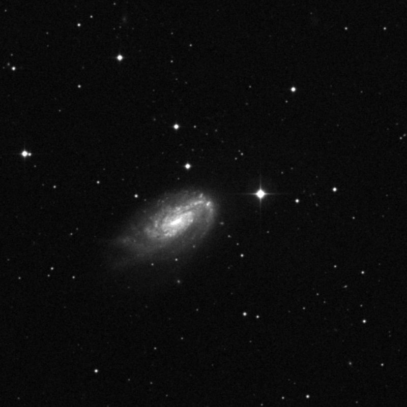 IC 3708 - Zoom