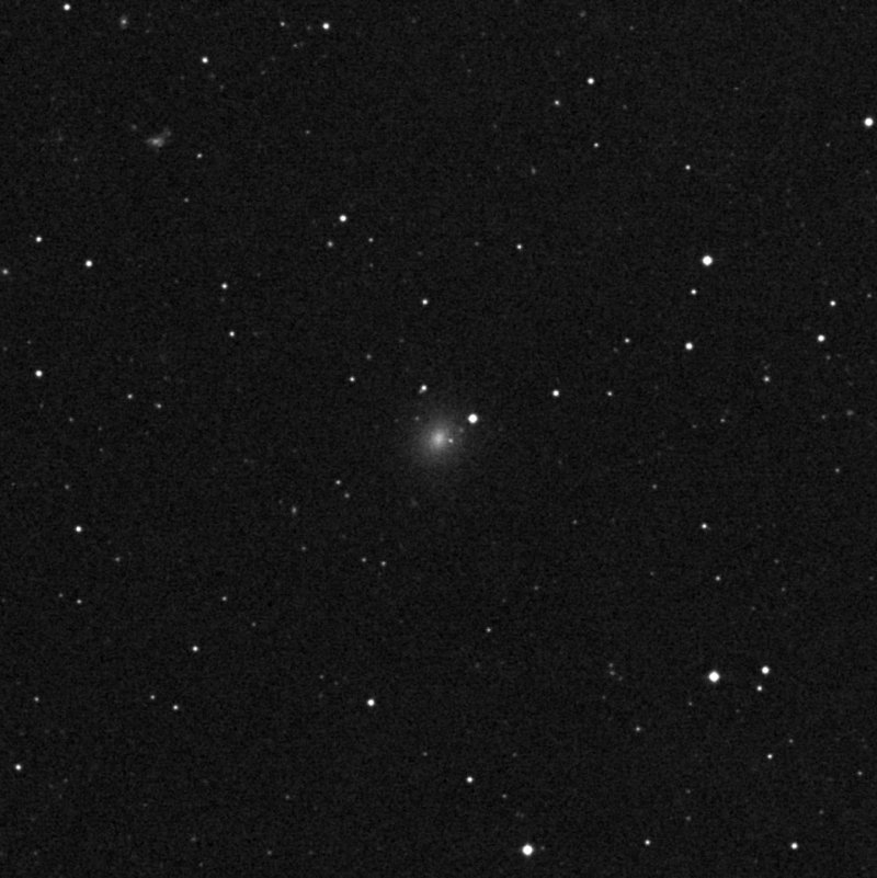 IC 3727 - Zoom