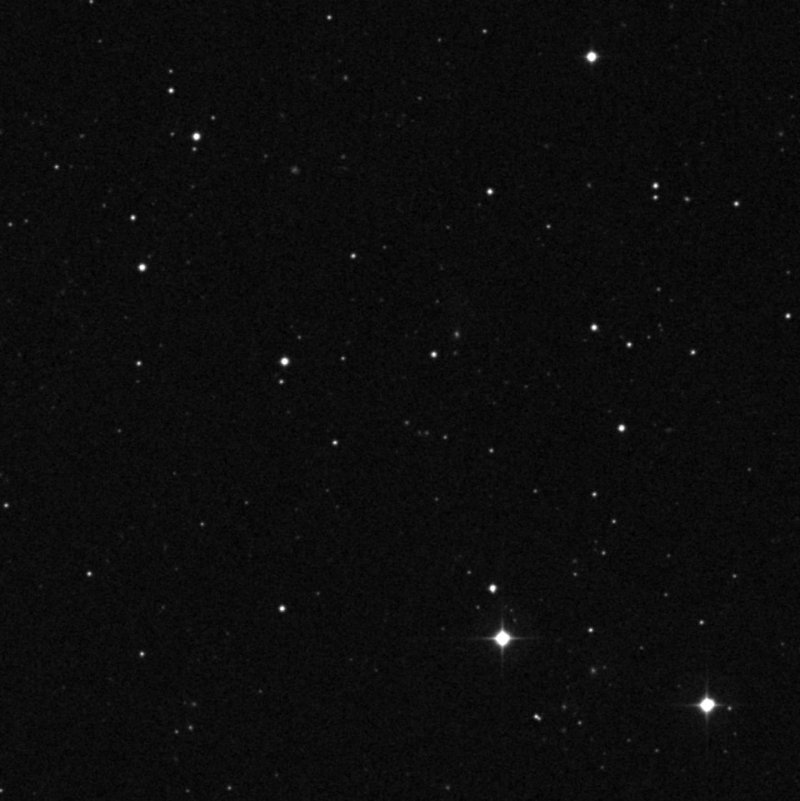 IC 3739 - Zoom