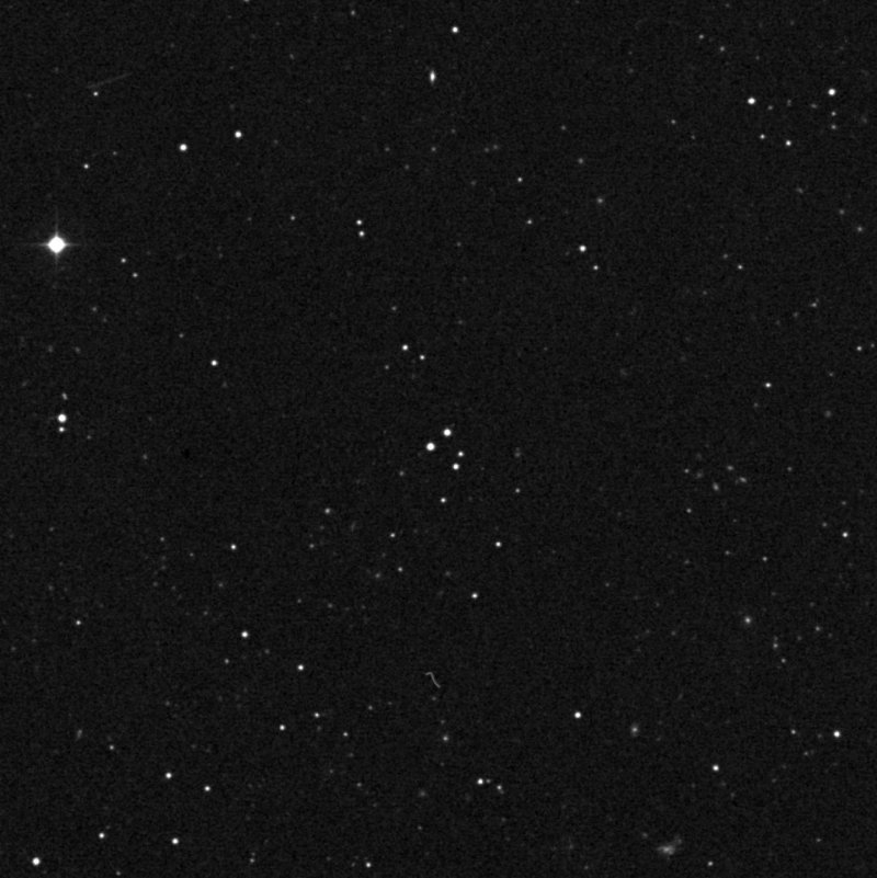 IC 3743 - Zoom