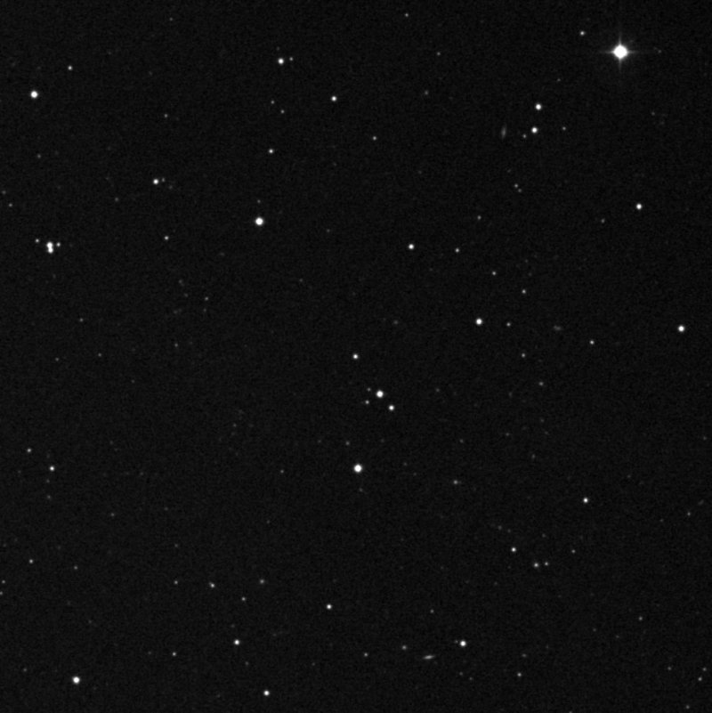 IC 3811 - Zoom