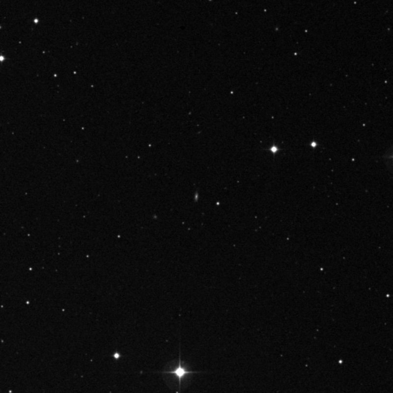 IC 3818 - Zoom
