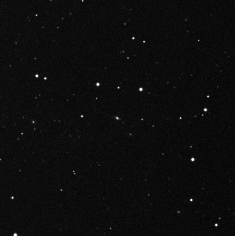 IC 3828 - Zoom