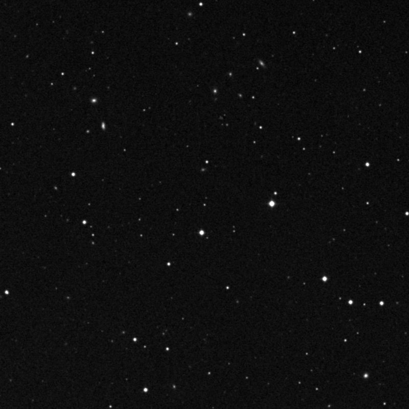 IC 3851 - Zoom