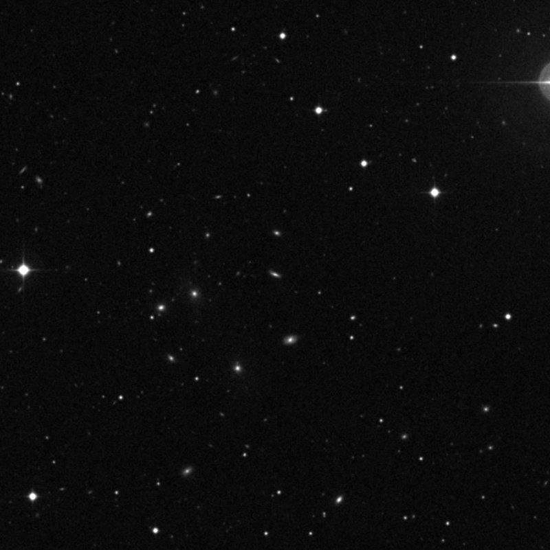 IC 3869 - Zoom