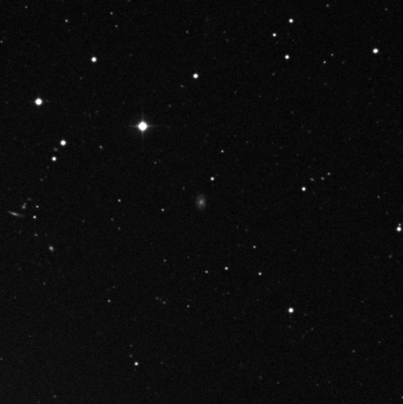 IC 3879 - Zoom