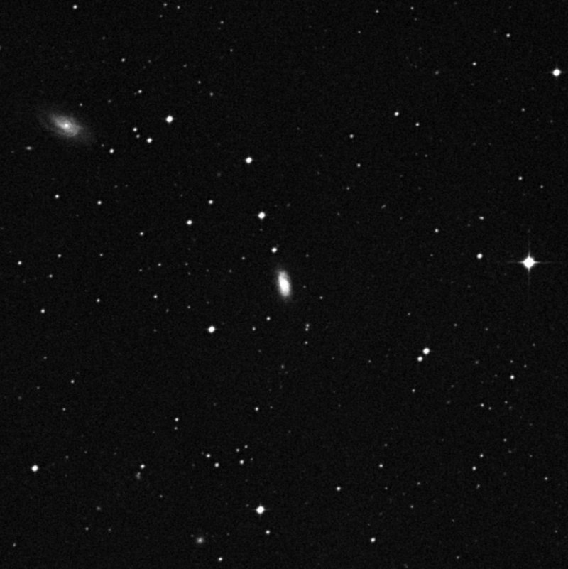 IC 3883 - Zoom