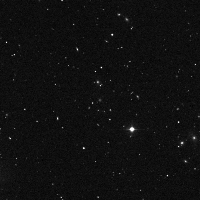 IC 3886 - Zoom
