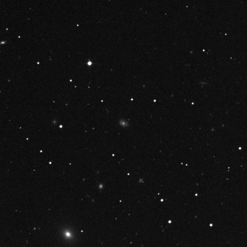 IC 3913 - Zoom