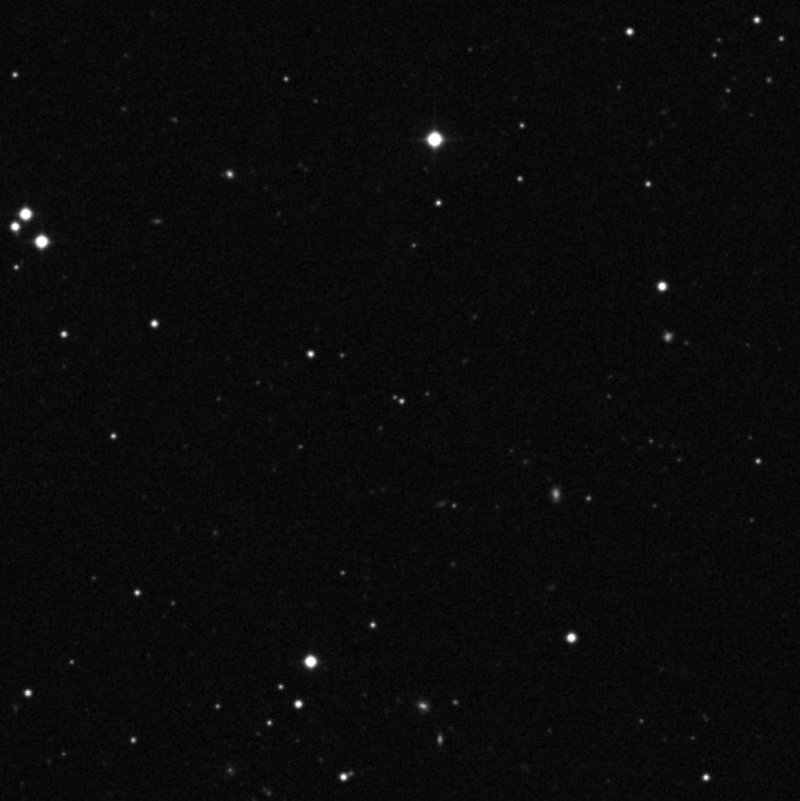 IC 3983 - Zoom