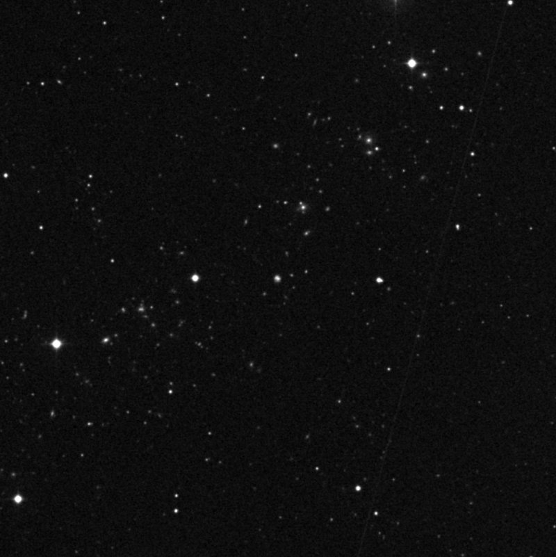 IC 3985 - Zoom