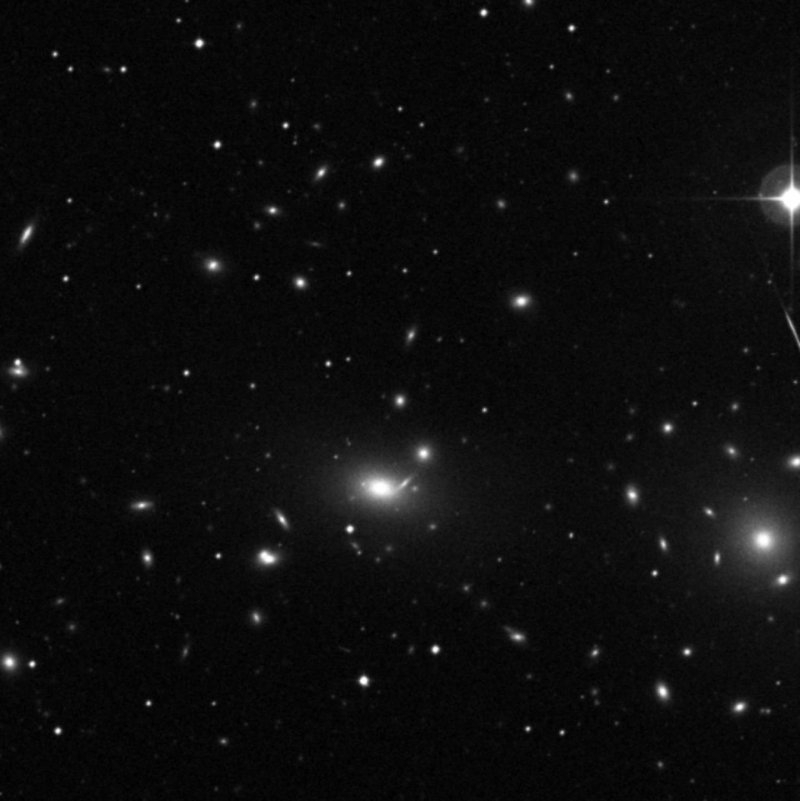 IC 4011 - Zoom