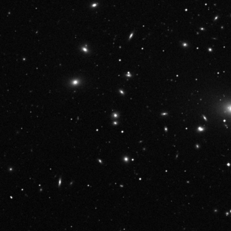 IC 4042 - Zoom