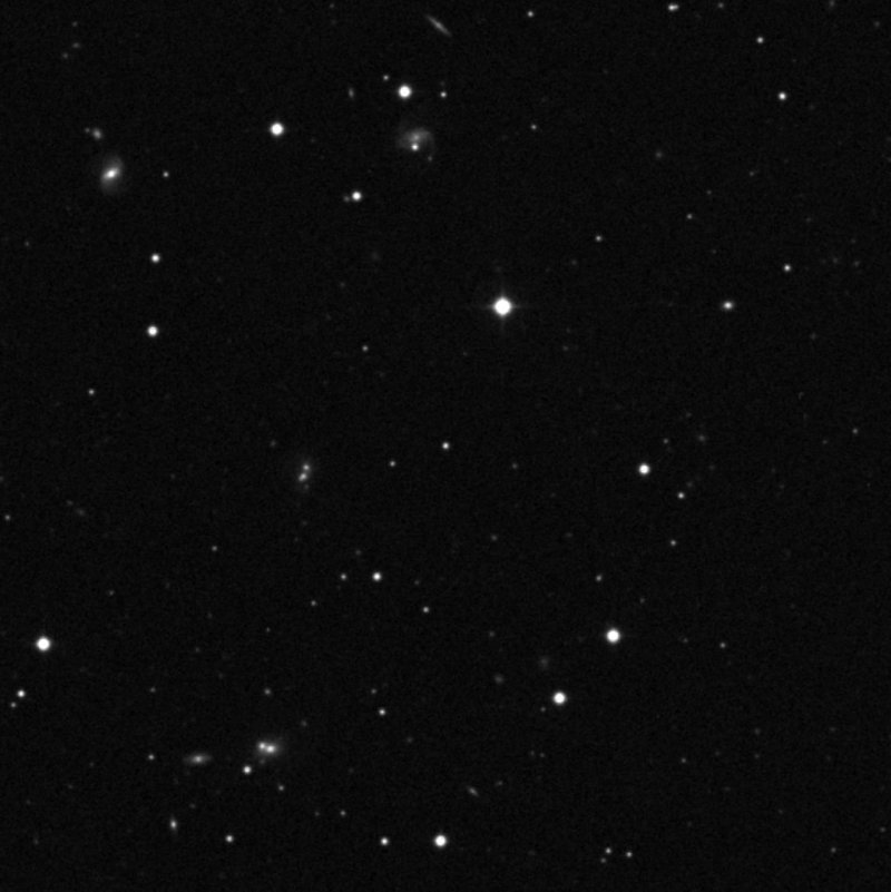 IC 4052 - Zoom