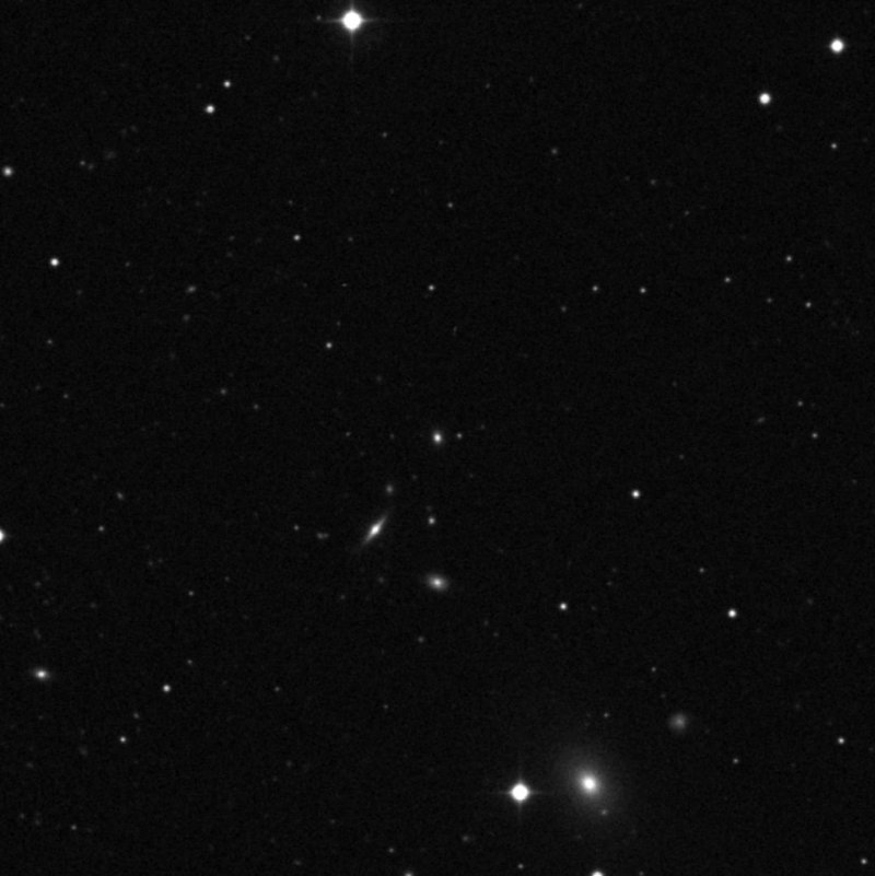 IC 4067 - Zoom