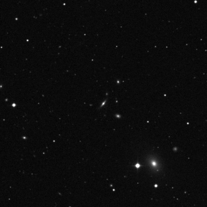 IC 4073 - Zoom