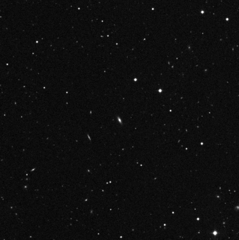 IC 4095 - Zoom