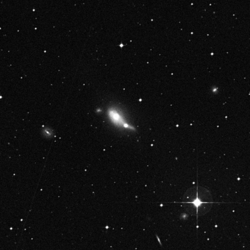 IC 4173 - Zoom