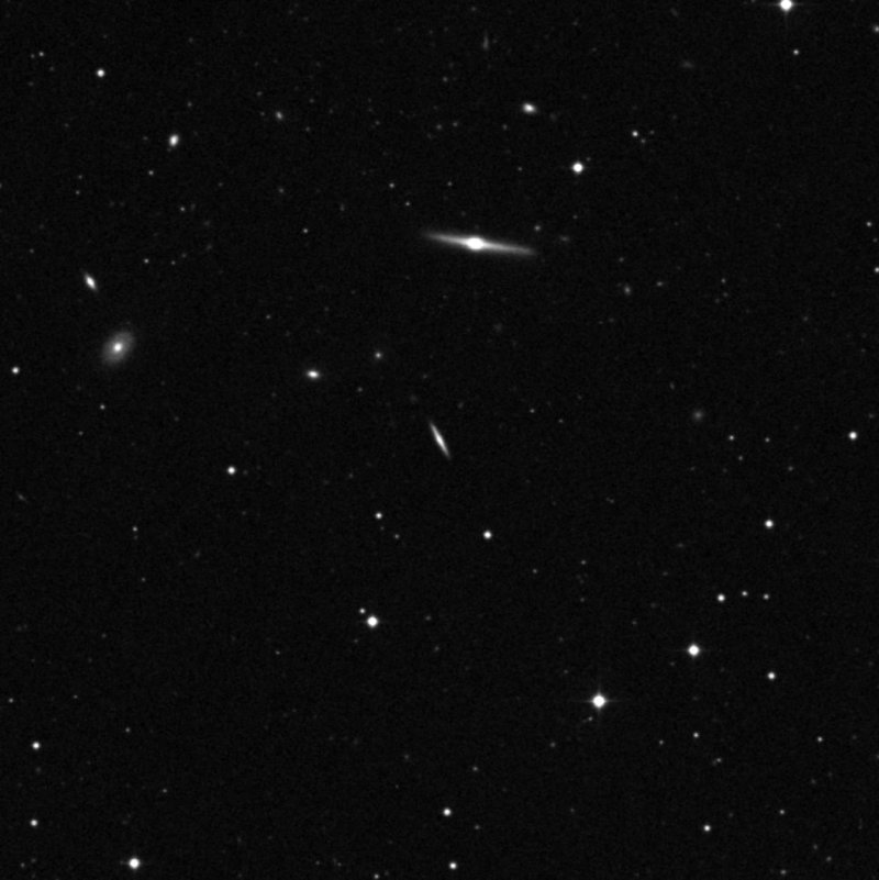 IC 4238 - Zoom
