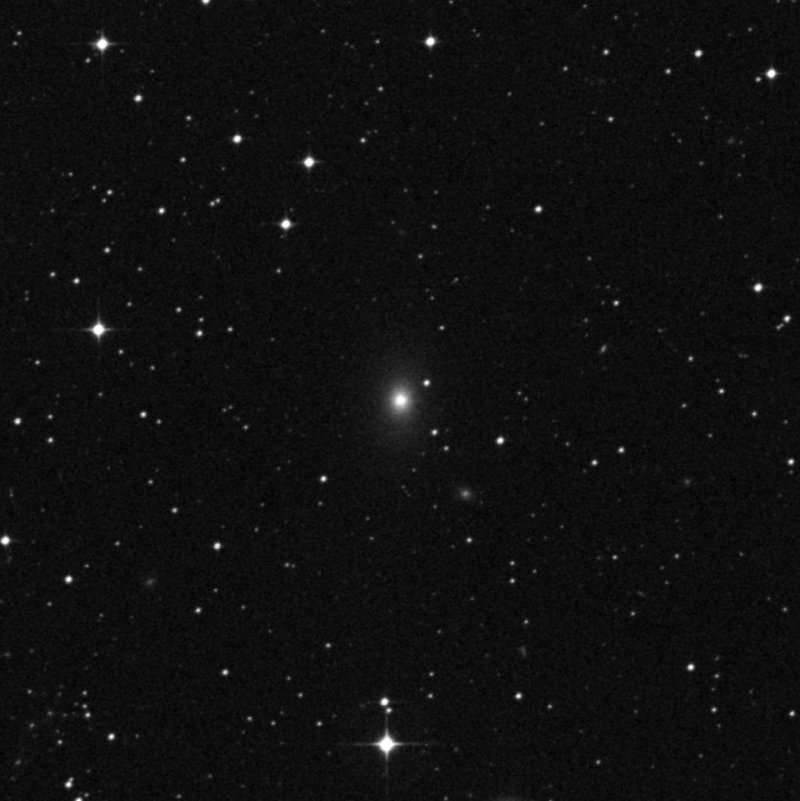 IC 4293 - Zoom