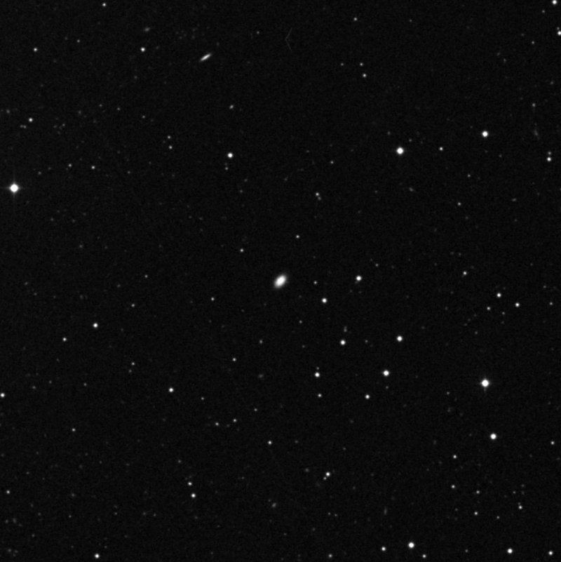 IC 4557 - Zoom