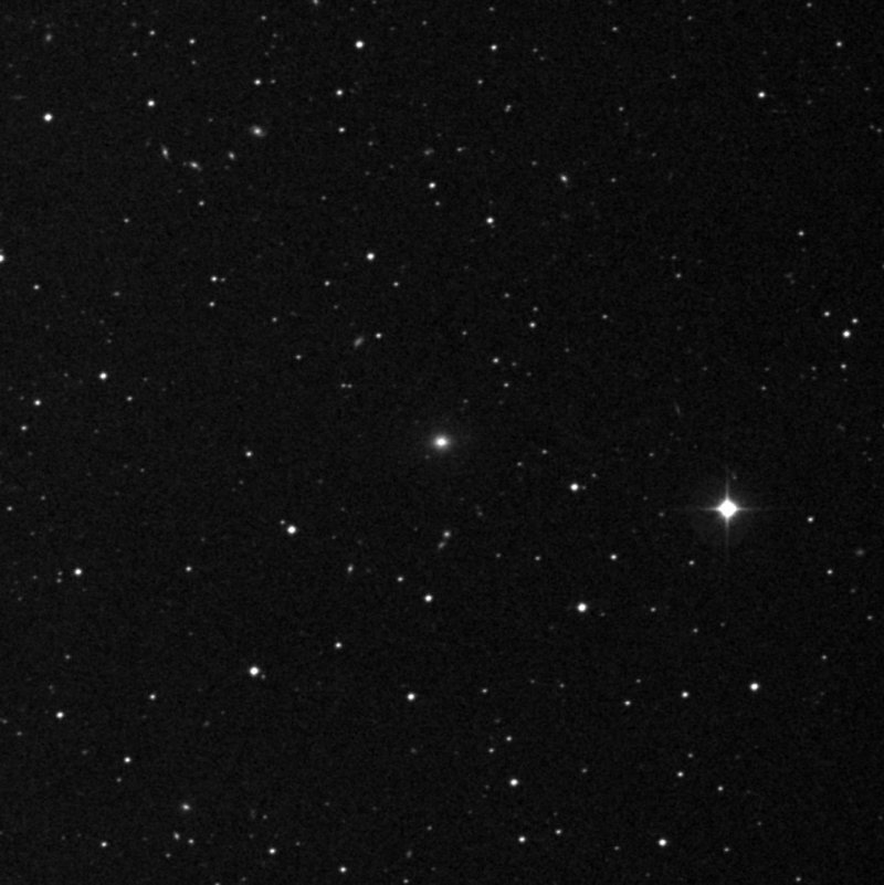 IC 4587 - Zoom