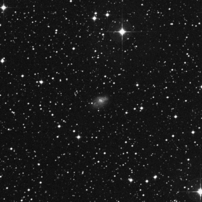 IC 4719 - Zoom