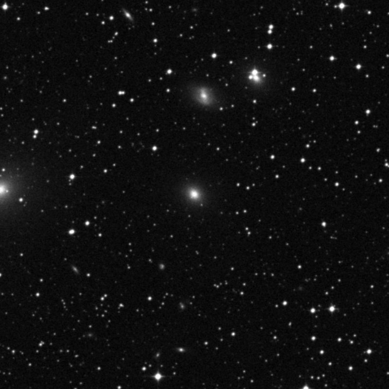 IC 4926 - Zoom
