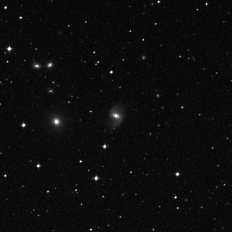 IC 5323 - Zoom