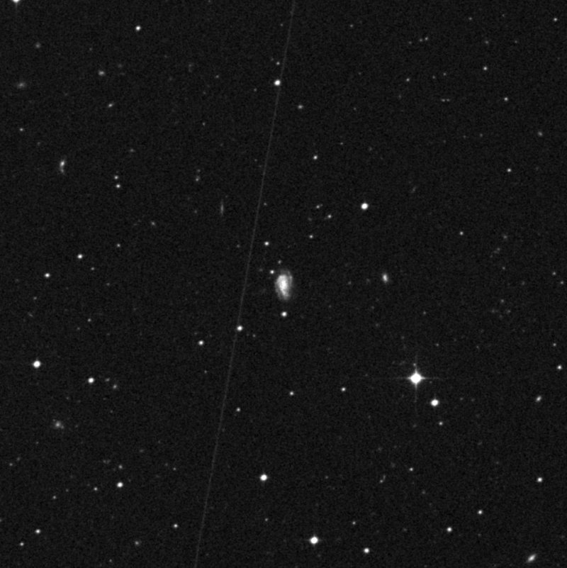 NGC 365 - Zoom