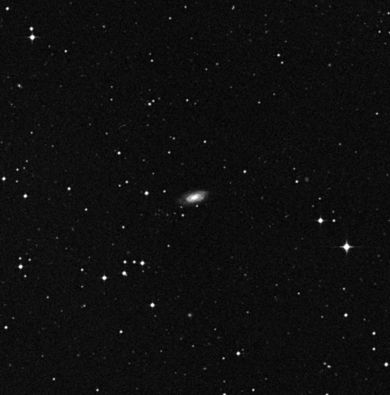 IC 587 - Zoom