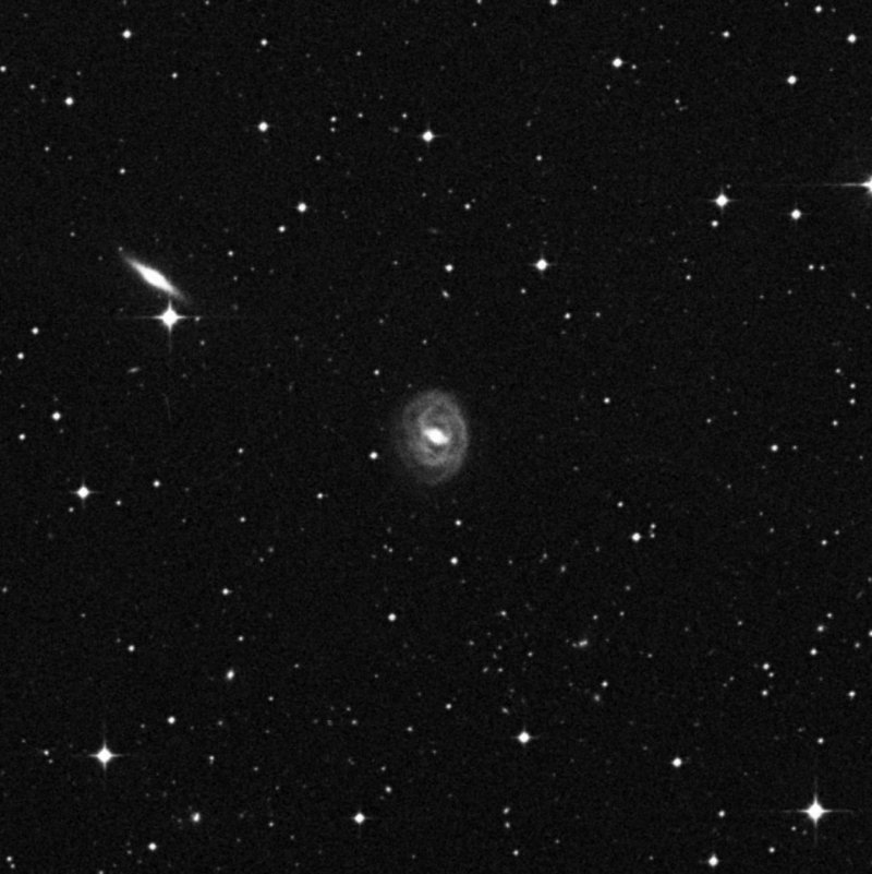 IC 652 - Zoom