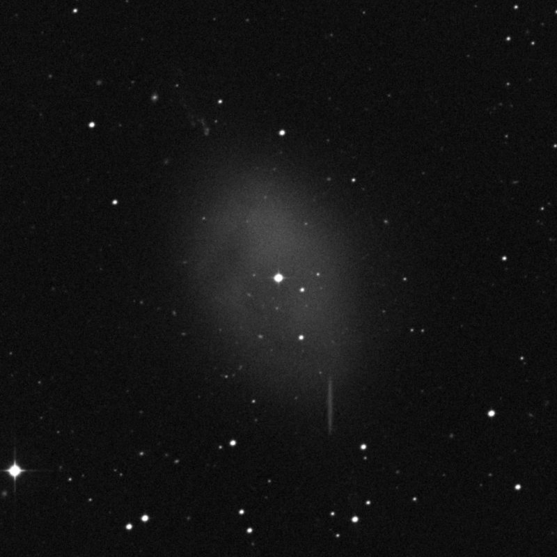 Nebulosa del Huevo de Petirrojo - Zoom