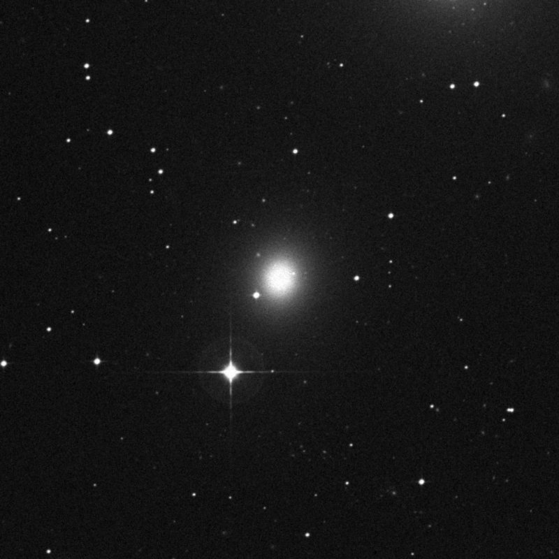 Galaxia de la Llama Débil - Zoom