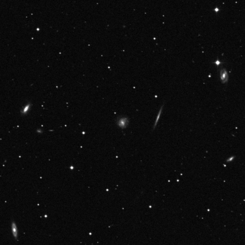IC 696 - Zoom